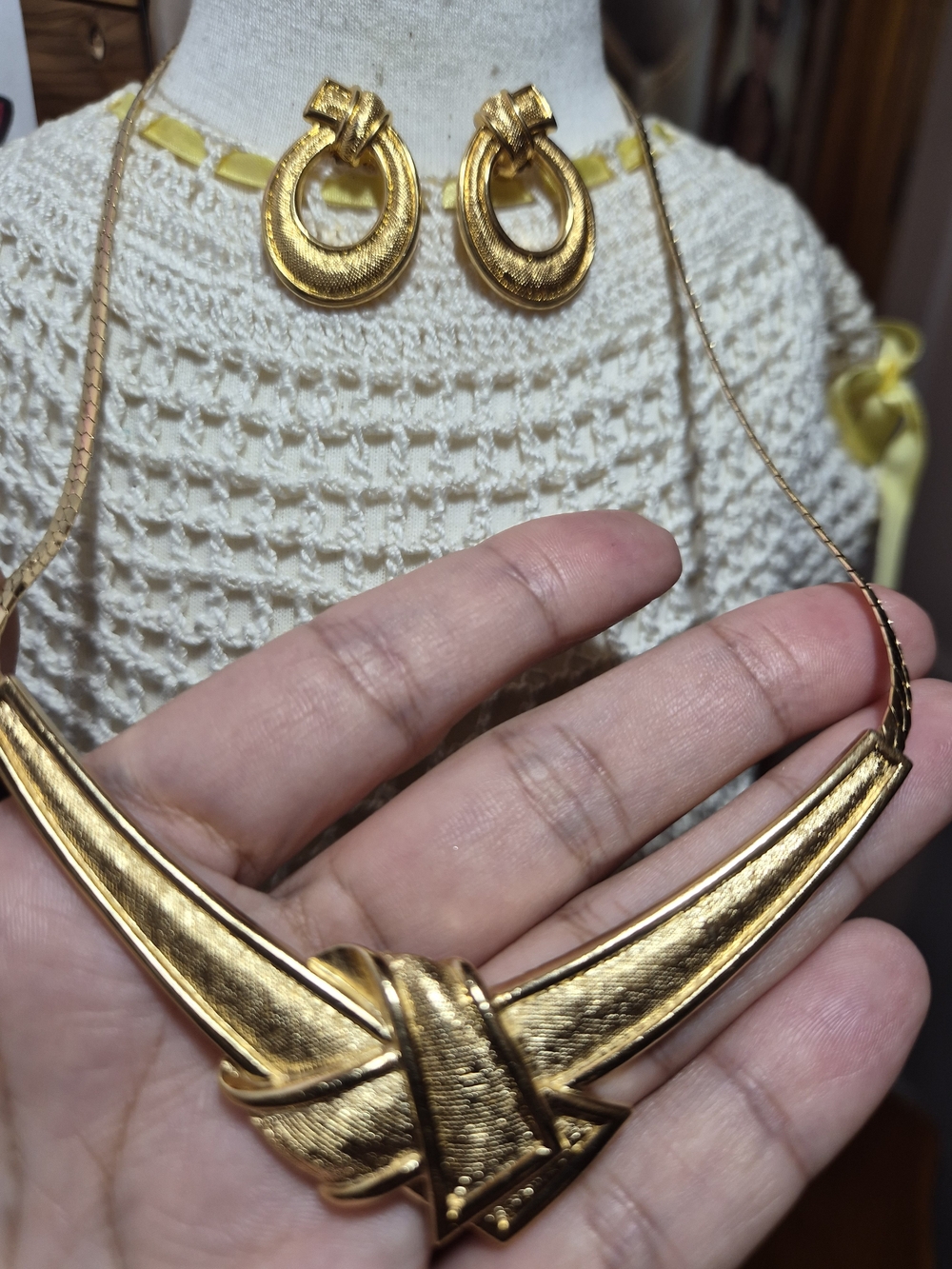 Avon 1994 Gold-Tone Sculptural Necklace and Clip Earrings Set